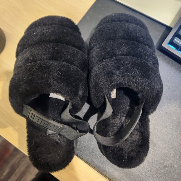 UGG Slippers - Sz 8 - Black - Picture 3 of 5